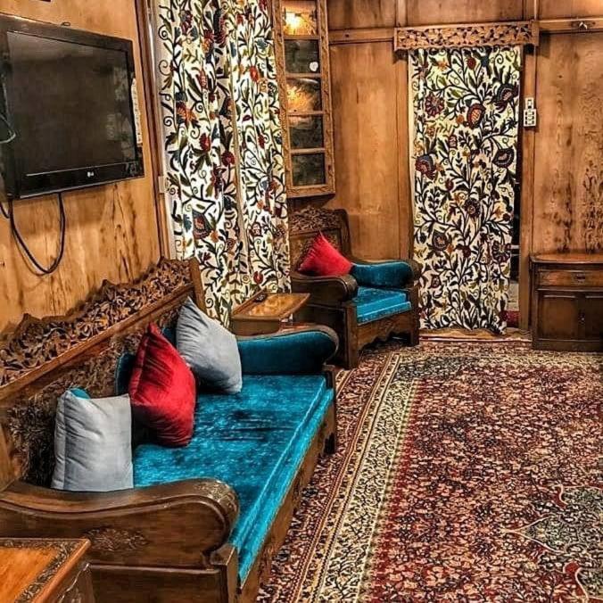Lake Victoria Houseboats Bed & Breakfast Srinagar  Ngoại thất bức ảnh